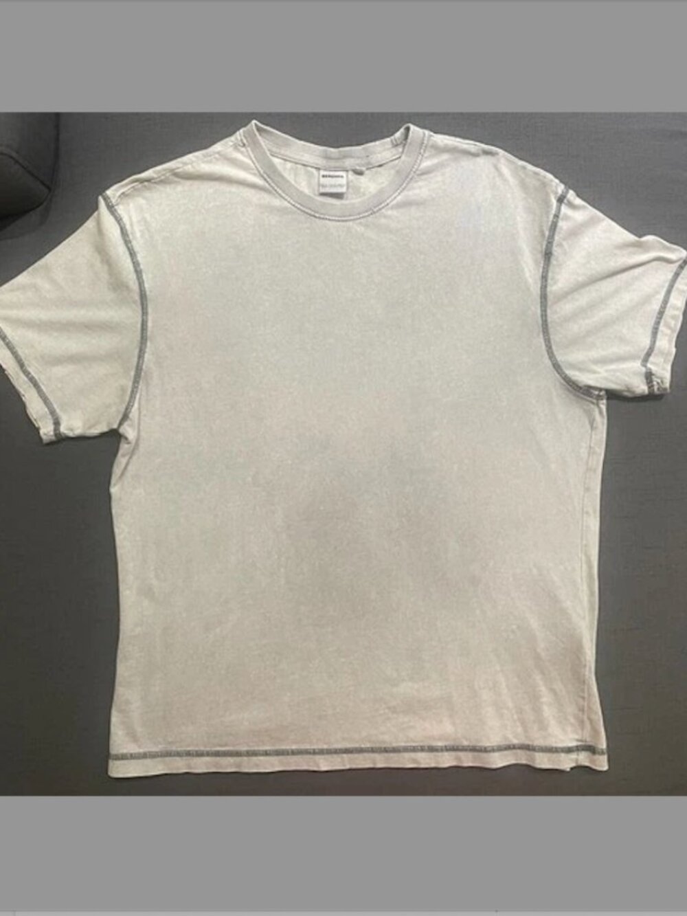 Bershka men's contrast-stitch washed gray t-shirt SZ XS